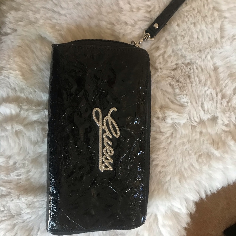 Guess wallet with wrist bracelet